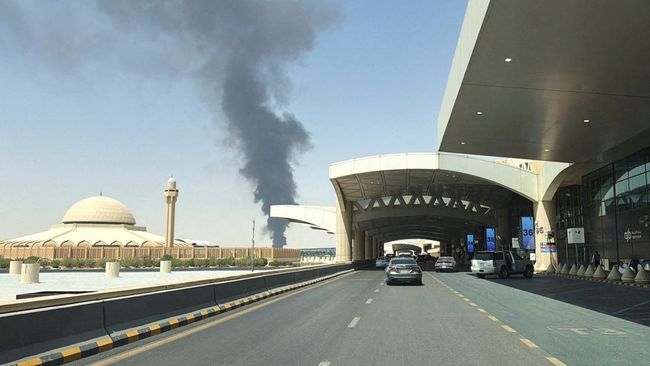 Dua Bandara Arab Saudi Diterjang Rudal Houthi, Tiga WNA Korban Jiwa