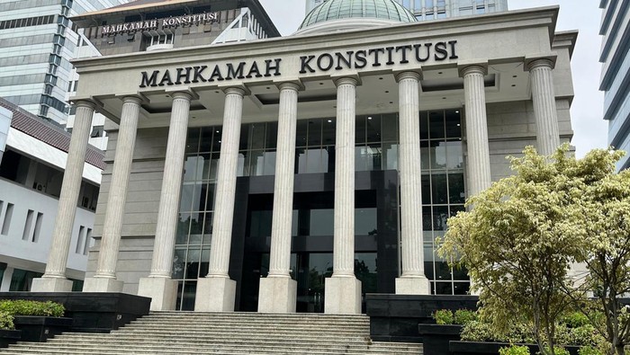 MK: Terdakwa Kasus Politik Dikecualikan dari Pemberhentian Kepala Daerah