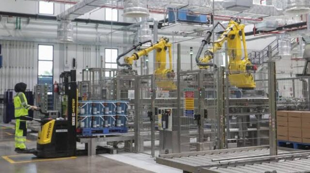 Manufaktur Kembali Ekspansi, Ekonomi RI Masuki Kuartal IV dengan Solid