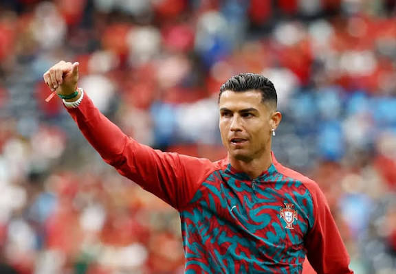 Penghormatan Ronaldo bagi Akhir Perjalanan Messi