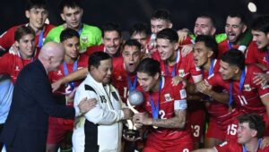 Cetak Sejarah di GBK, Timnas Indonesia Boyong Gelar dan Janji Bonus Presiden