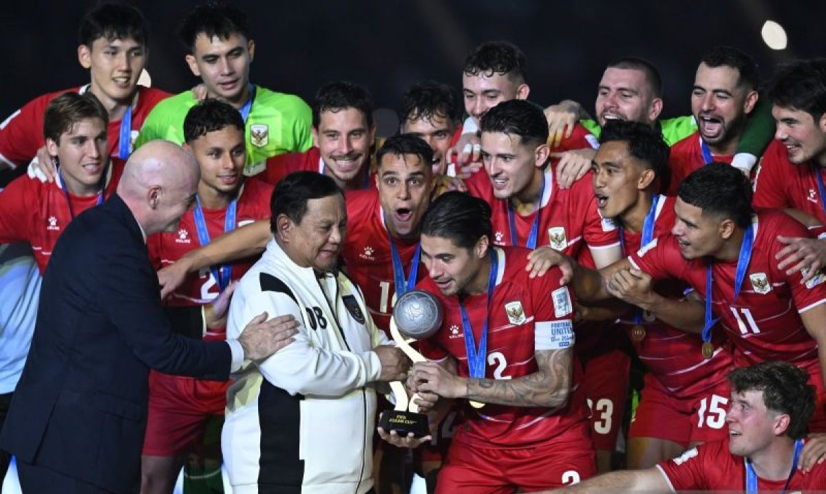 Cetak Sejarah di GBK, Timnas Indonesia Boyong Gelar dan Janji Bonus Presiden
