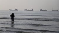 iran-crisis-1780707516000_169 Krisis Jalur Energi Global: Iran Klaim Penutupan Selat Hormuz di Tengah Insiden Serangan Tanker