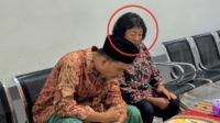 Video Injak Al-Qur’an Viral di TikTok, Pensiunan Guru di Pamekasan Ditahan