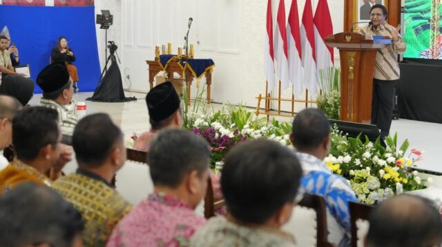 Kemendagri Kawal Ekonomi Daerah, Fokus pada Inflasi dan Investasi