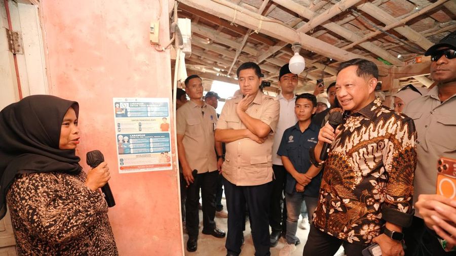 Pastikan Tepat Sasaran, Mendagri Tinjau Langsung Program BSPS di Purwakarta