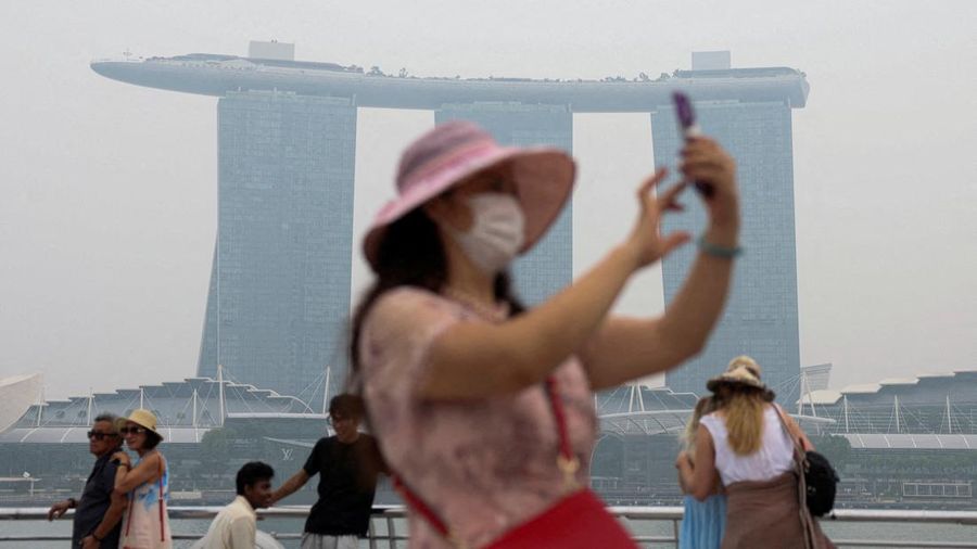 Pencemaran Lintas Batas: Singapura Layangkan Surat Peringatan ke 7 Perusahaan di Indonesia