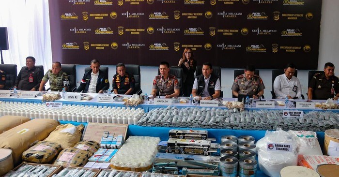 Pabrik Obat Keras Ilegal di Sukoharjo Raup Rp 3 Miliar Sehari