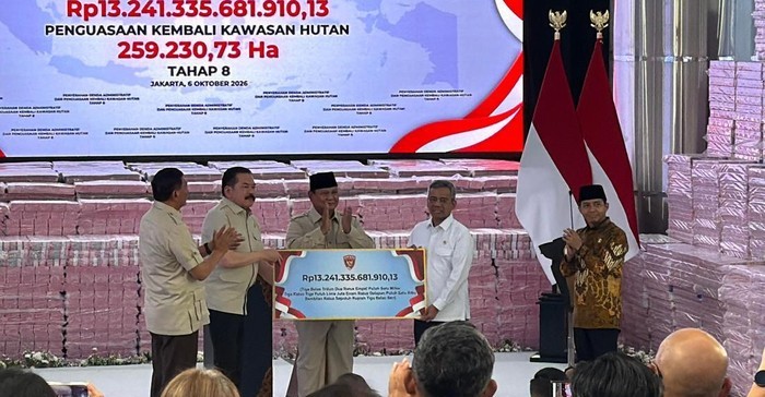 Prabowo Saksikan Rp13,24 Triliun Hasil Penertiban Hutan Diserahkan ke Negara