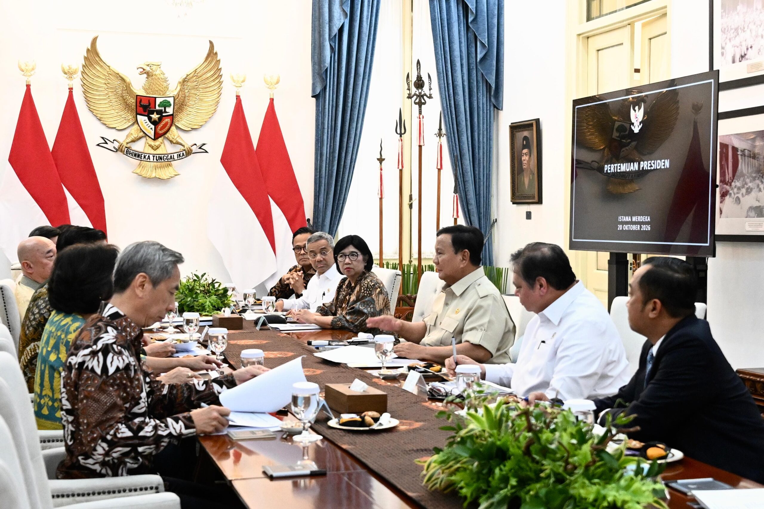 Prabowo Terima Rekomendasi DEN, Antisipasi Risiko Ekonomi Global
