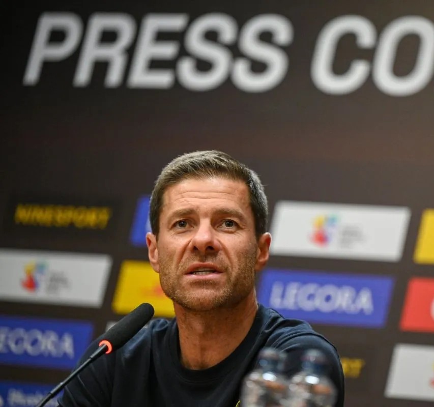 Xabi Alonso Tantang Chelsea Tampil Maksimal Hadapi MU